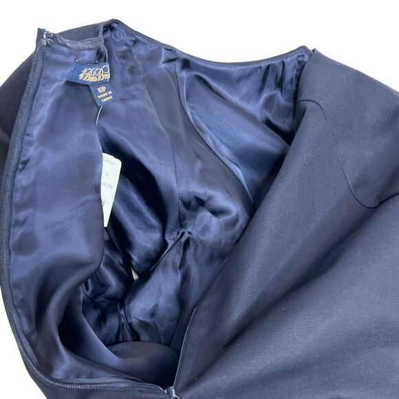 Brooks Brothers NWT navy blue tailored short sleeve top with embroidered sleeves - Picture 8 of 13